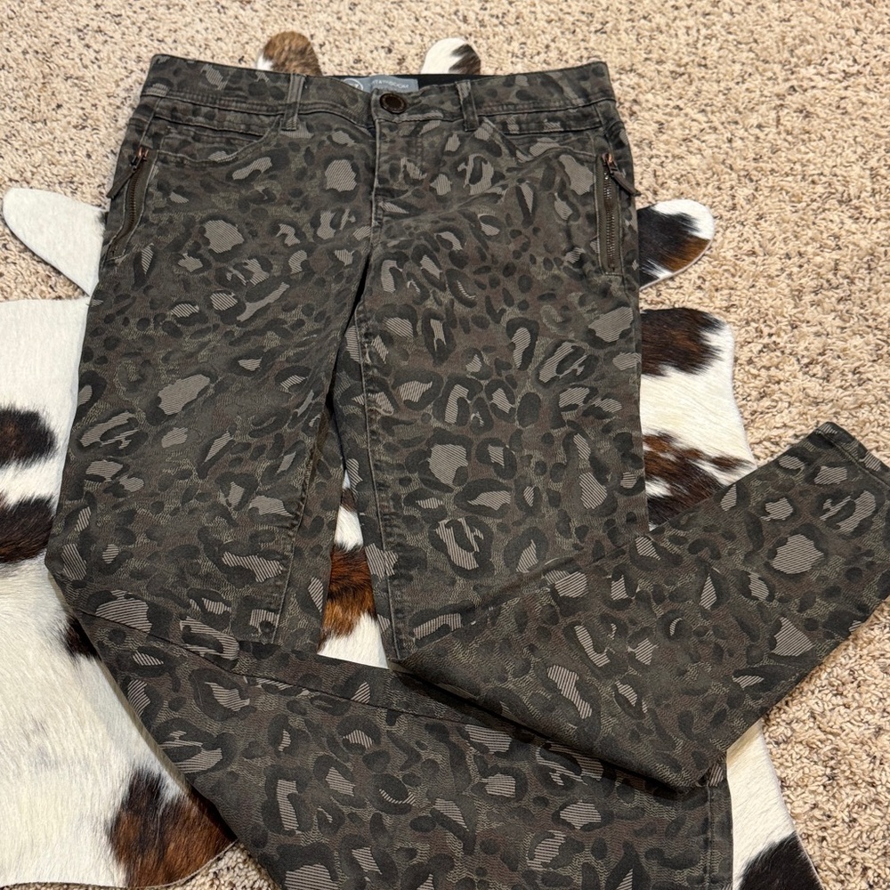Wit & Wisdom Dark Leopard Skinny Jeans
